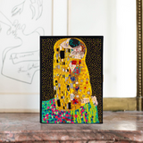 The Kiss (Black)
