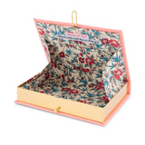 Alice in Wonderland (Bond & Grace)