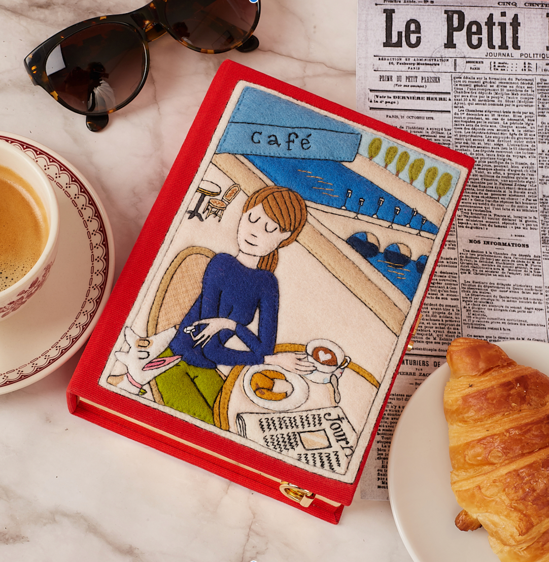 Café by the Seine