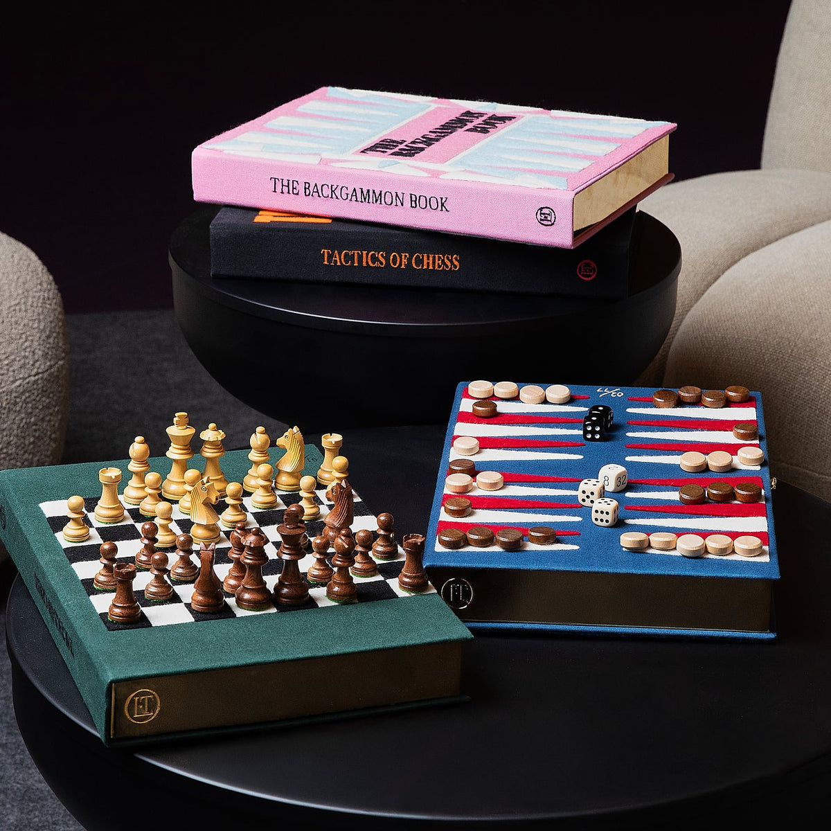 Tactics of Chess (Black - Giant Game Board Clutch)